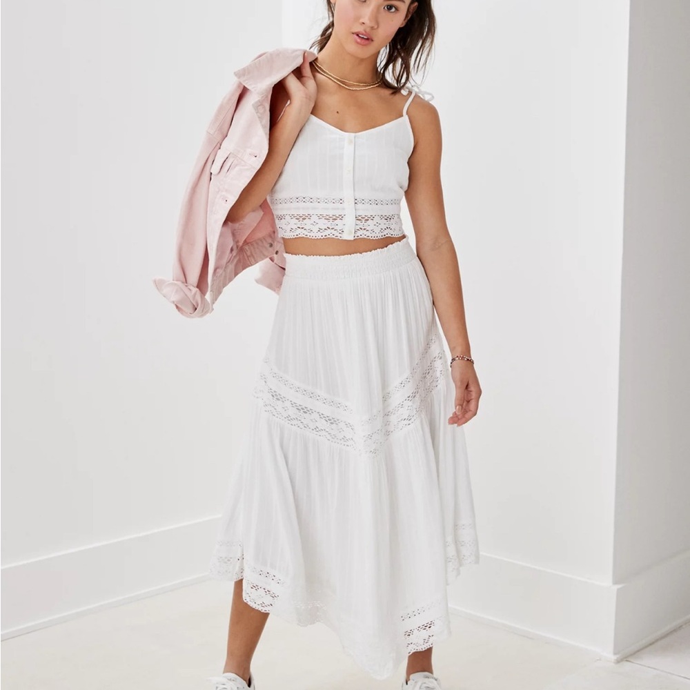 American Eagle Outfitters White Lace top and skirt Set